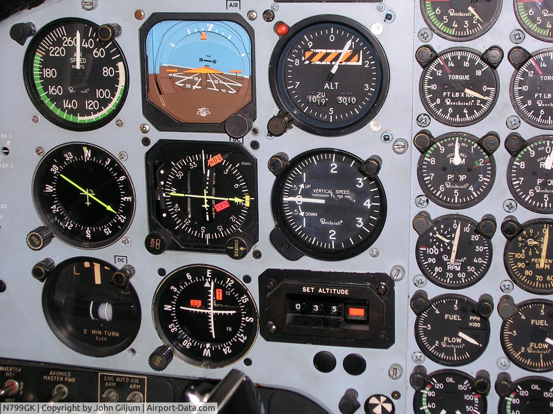 N799GK, 1978 Beech C90 King Air C/N LJ-799, Pilots side