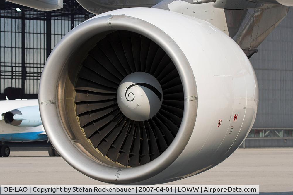 OE-LAO, 2000 Airbus A330-223 C/N 181, Nice engine.