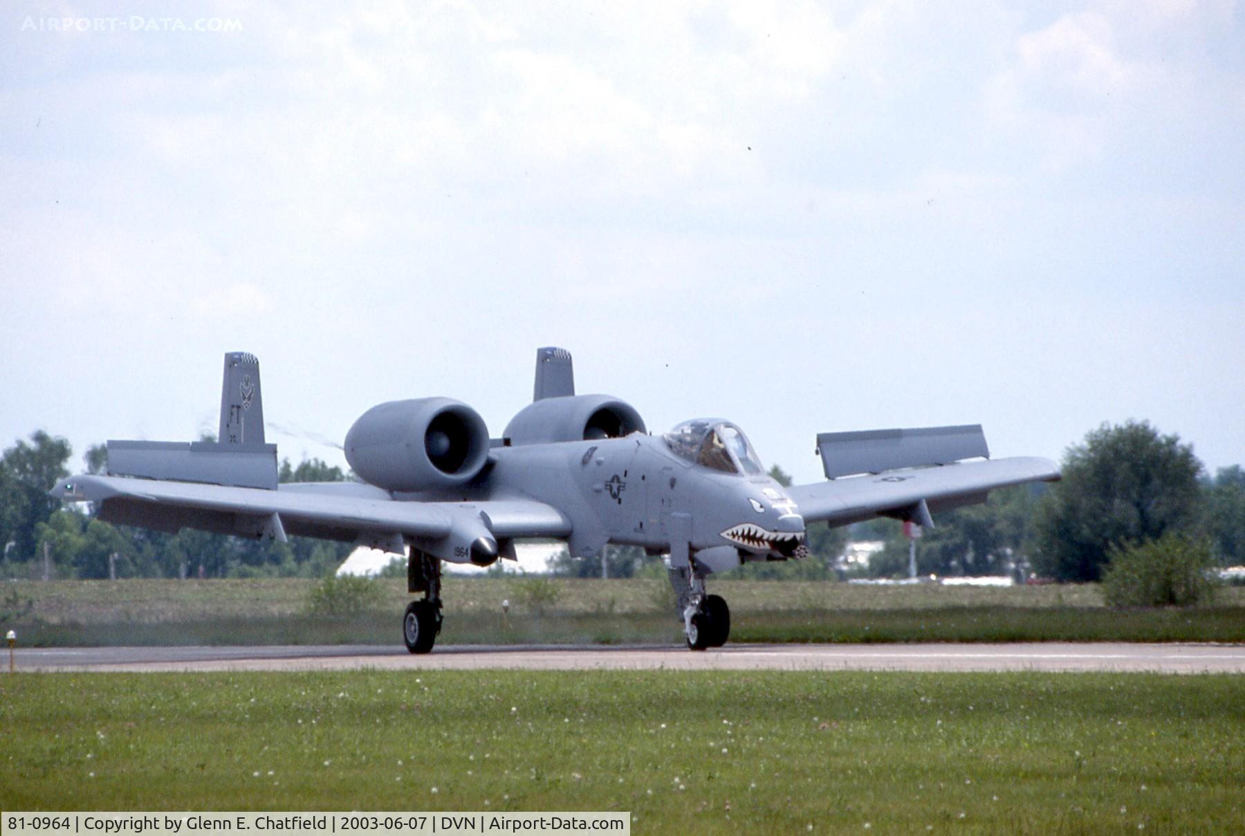 81-0964, 1981 Fairchild Republic A-10A Thunderbolt II C/N A10-0659, A-10A at the Quad Cities Air Show