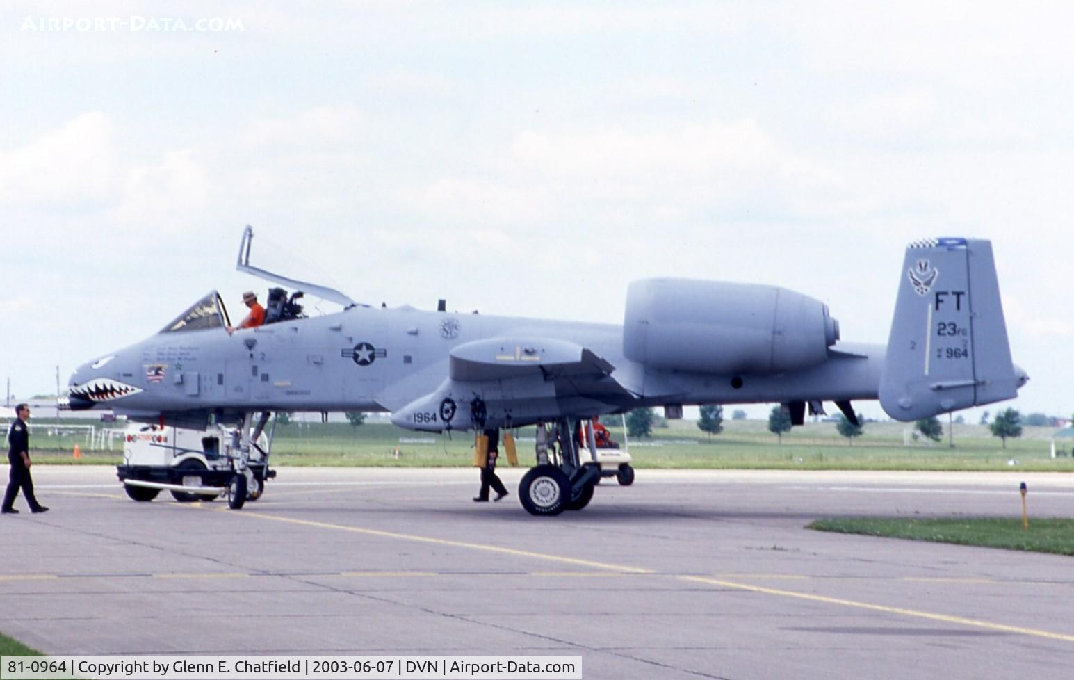 81-0964, 1981 Fairchild Republic A-10A Thunderbolt II C/N A10-0659, A-10A at the Quad Cities Air Show