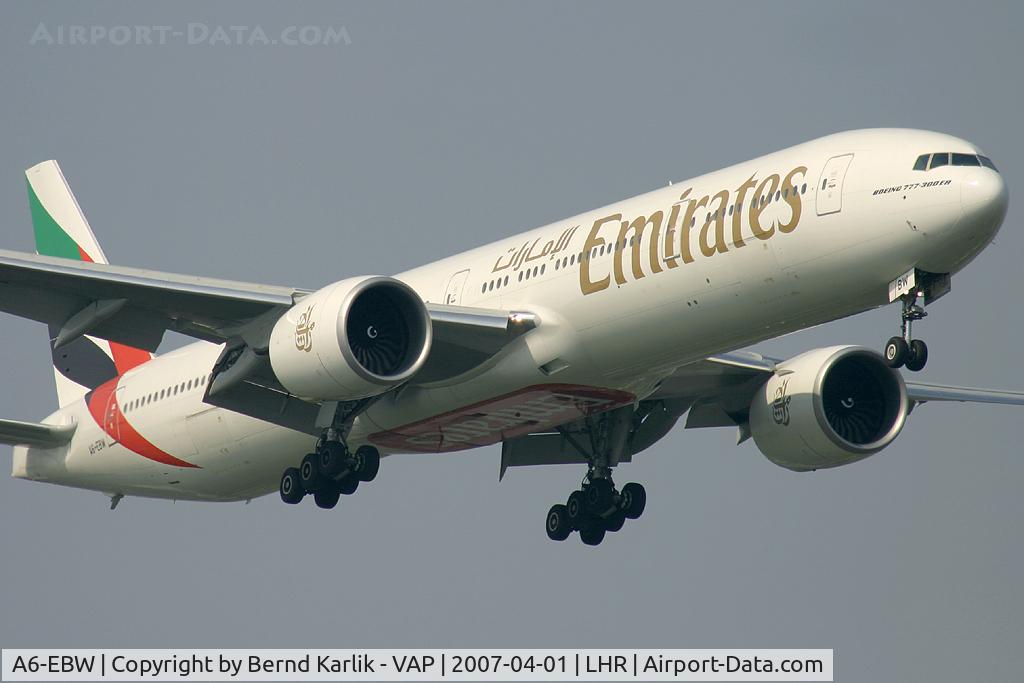 A6-EBW, 2006 Boeing 777-36N/ER C/N 32793, Emirates Boeing 777-300