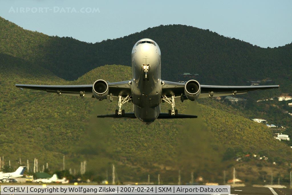 C-GHLV, 2001 Boeing 767-333 C/N 30852, visitor