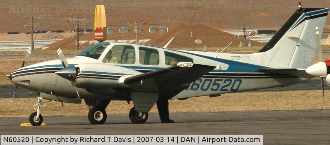 N60520, 1979 Beech 95-B55 (T42A) Baron C/N TC-2227, 1979 Beech 95-B-55 in Danville Va.