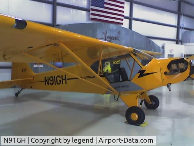 N91GH, 2006 American Legend AL3 C/N AL-1073, taken in hanger