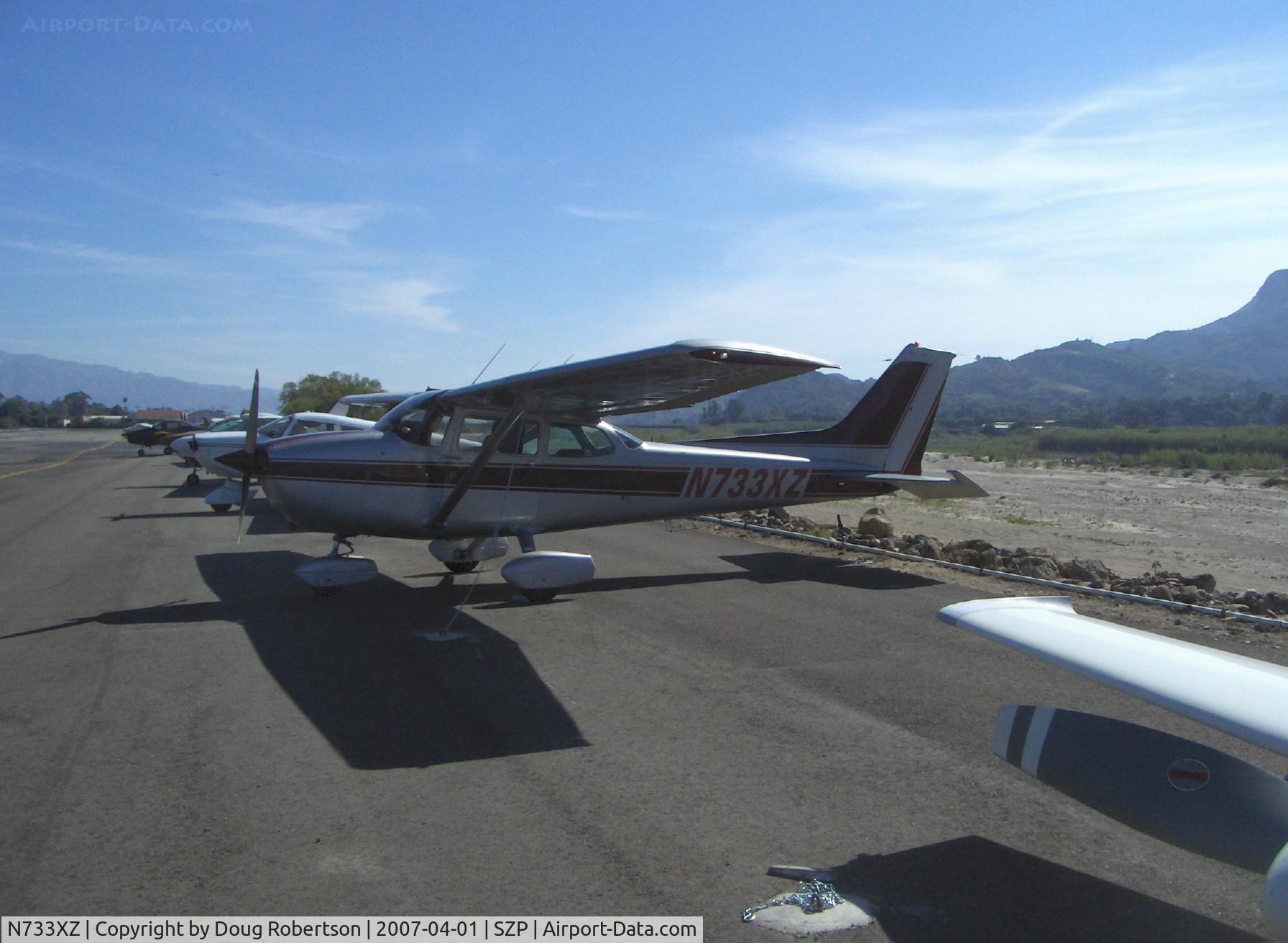 N733XZ, 1977 Cessna 172N C/N 17268643, 1977 Cessna 172N, Lycoming O-320-H2AD 160 Hp, transient parking