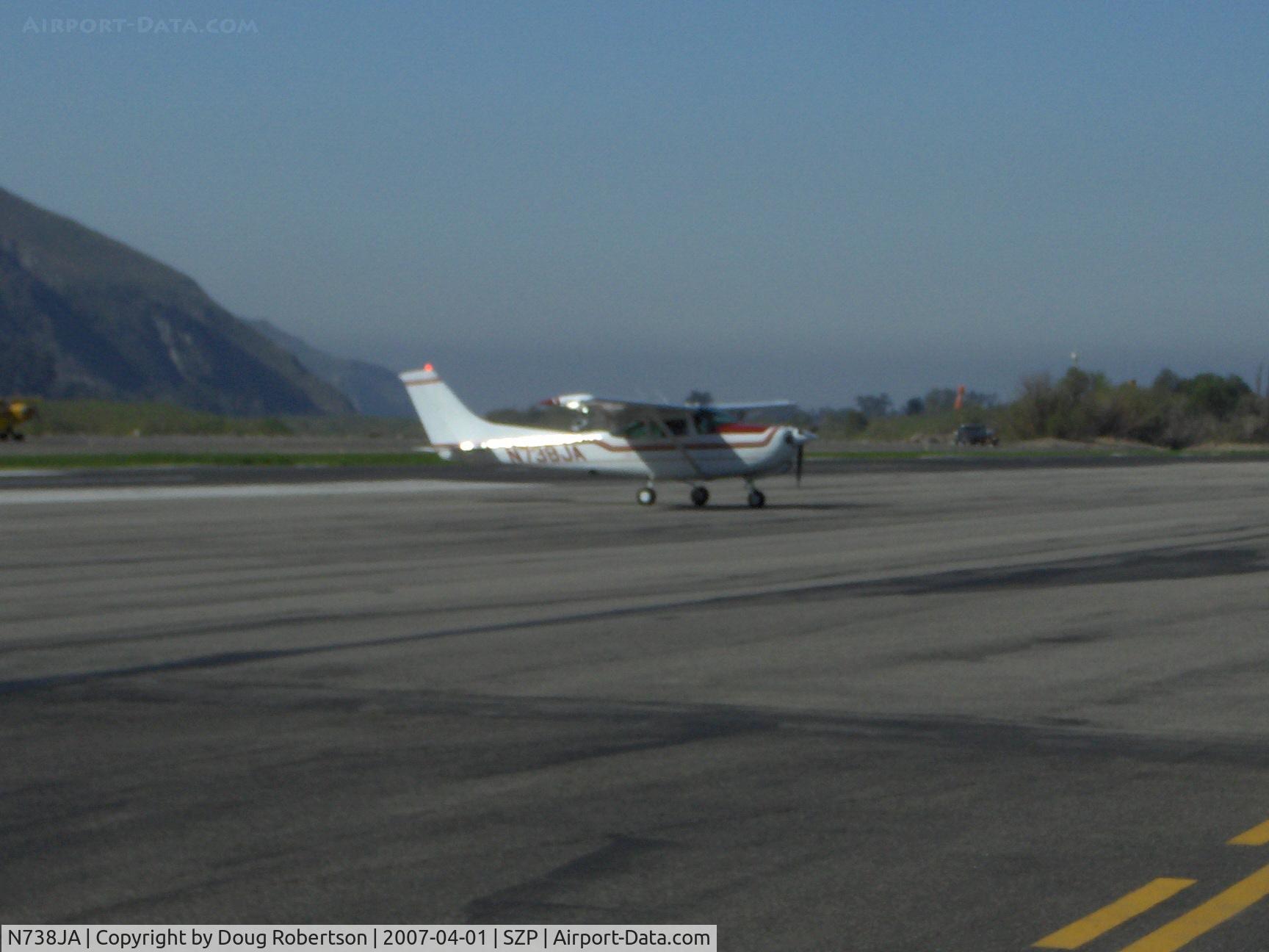 N738JA, 1979 Cessna TR182 Turbo Skylane RG C/N R18200930, 1979 Cessna TR182 SKYLANE RG, Lycoming O-540-J3C5D 235 Hp, taxi turn after landing Rwy 22