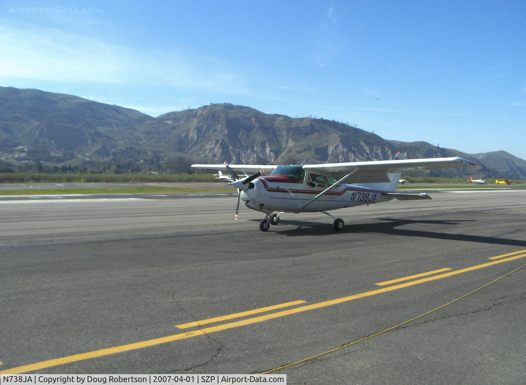 N738JA, 1979 Cessna TR182 Turbo Skylane RG C/N R18200930, 1979 Cessna TR182 SKYLANE RG, Lycoming O-540-J3C5D 235 Hp, taxi