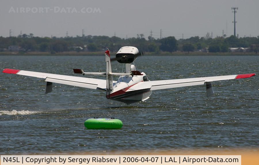 N45L, 1969 Lake LA-4 C/N 426, Lake Parker splash-in 2006.