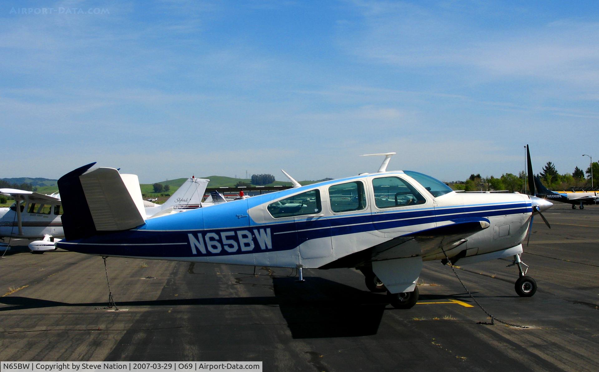 N65BW, 1966 Beech V35 Bonanza C/N D-8294, 1966 Beech V35 Bonanza @ Petaluma Municipal Airport, CA
