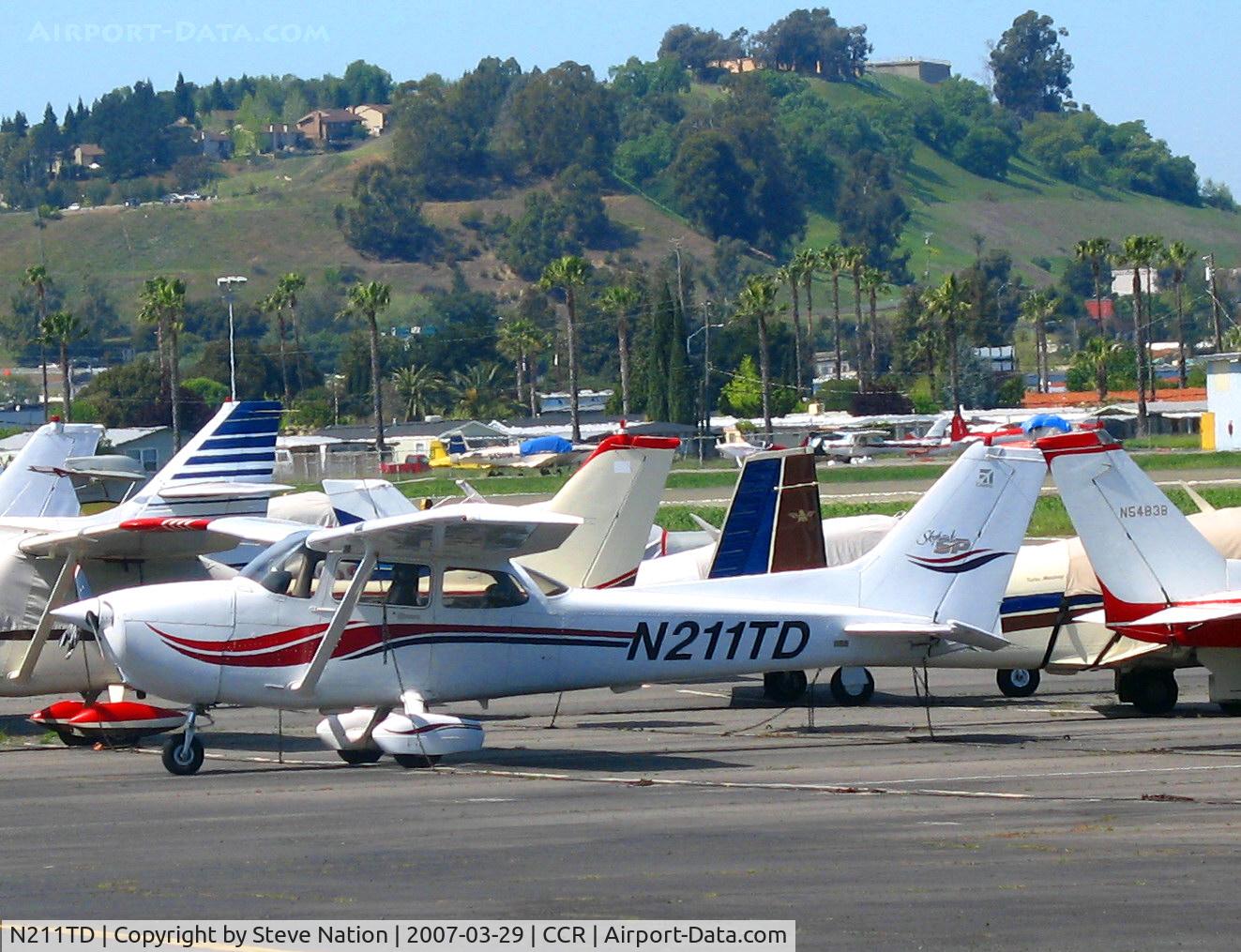 N211TD, 2000 Cessna 172S C/N 172S8524, 2000 Cessna 172S @ Concord, CA