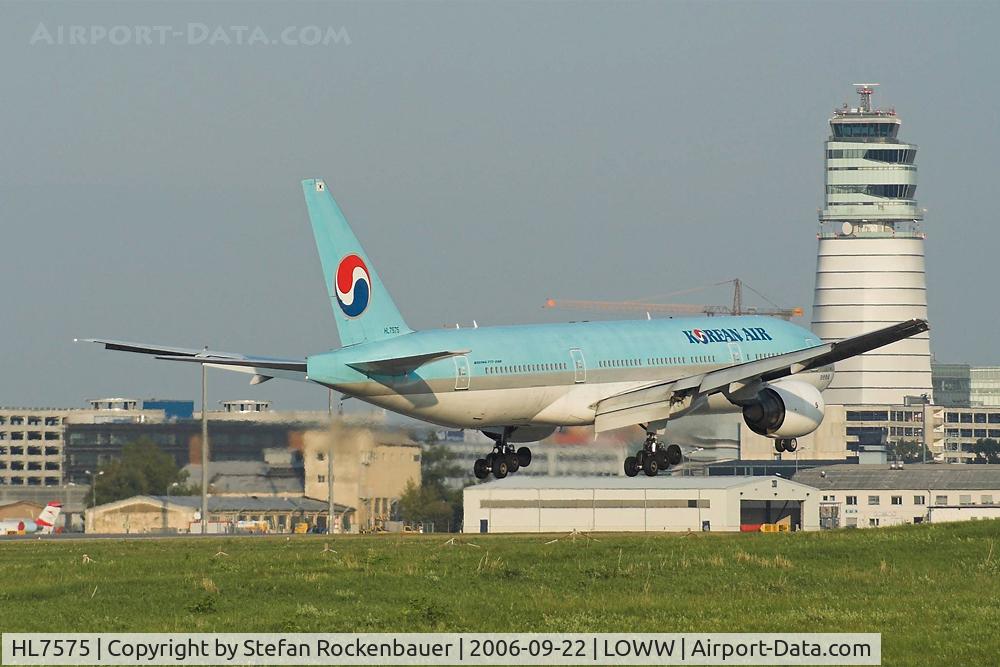HL7575, 2000 Boeing 777-2B5/ER C/N 28445, Korean 777 with tower in background.