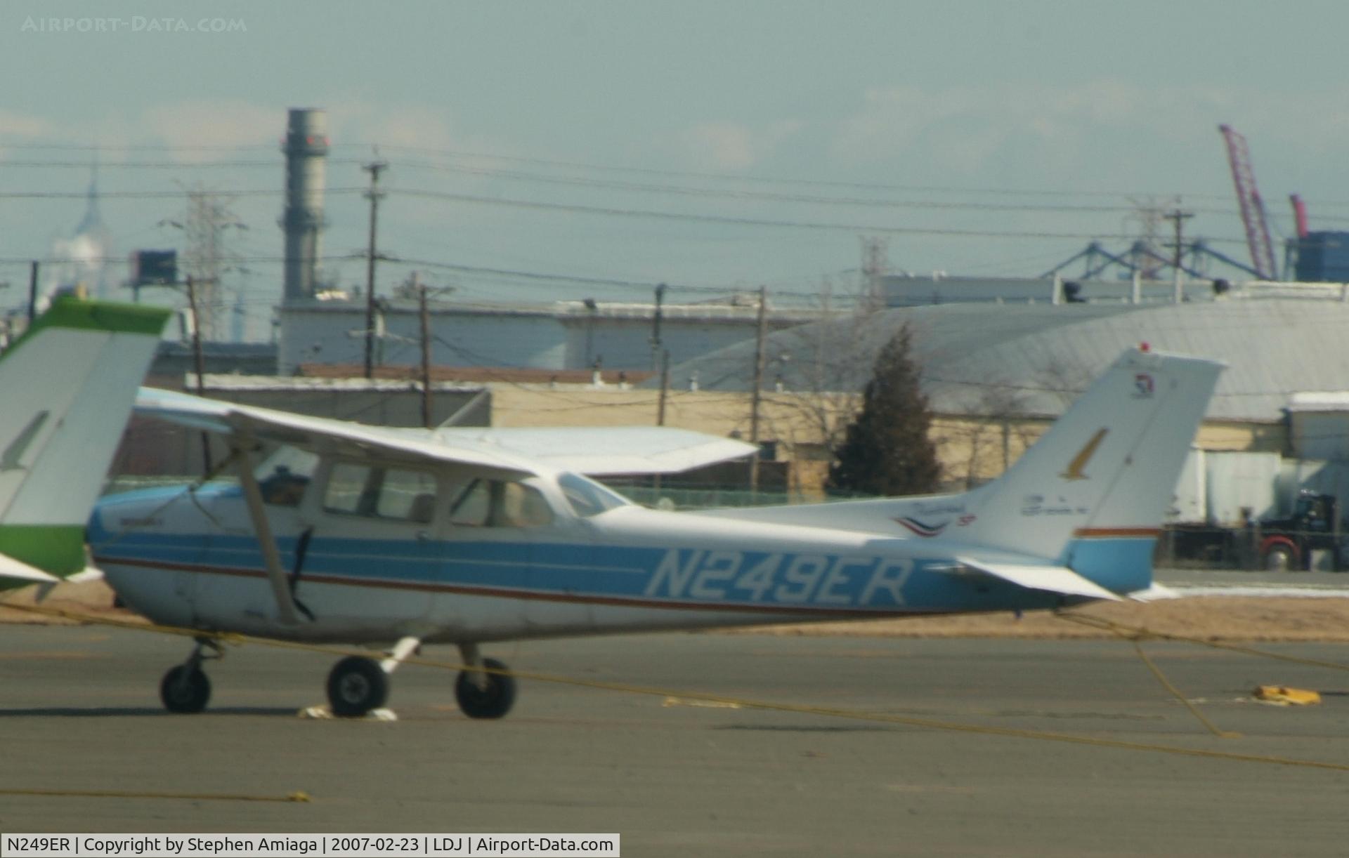N249ER, 1977 Cessna 172N C/N 17269782, Skyhawk on the Ramp
