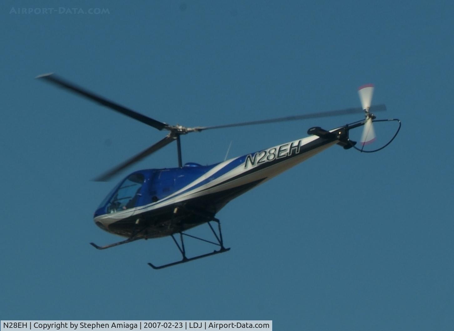 N28EH, 1981 Enstrom F-28F Falcon C/N 509, Enstrom in the Pattern