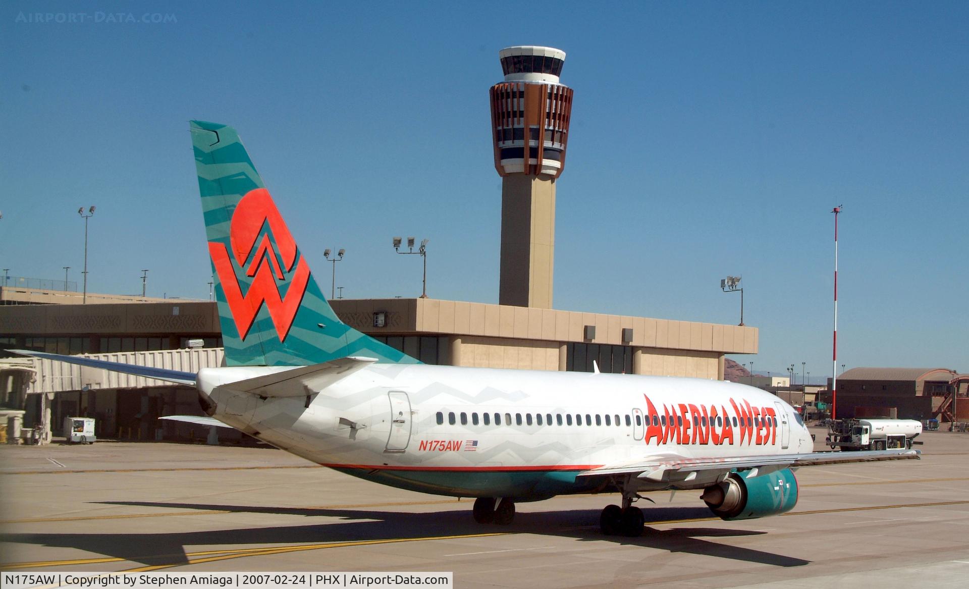 N175AW, 1987 Boeing 737-33A C/N 23634, What a shot... like I planned it.