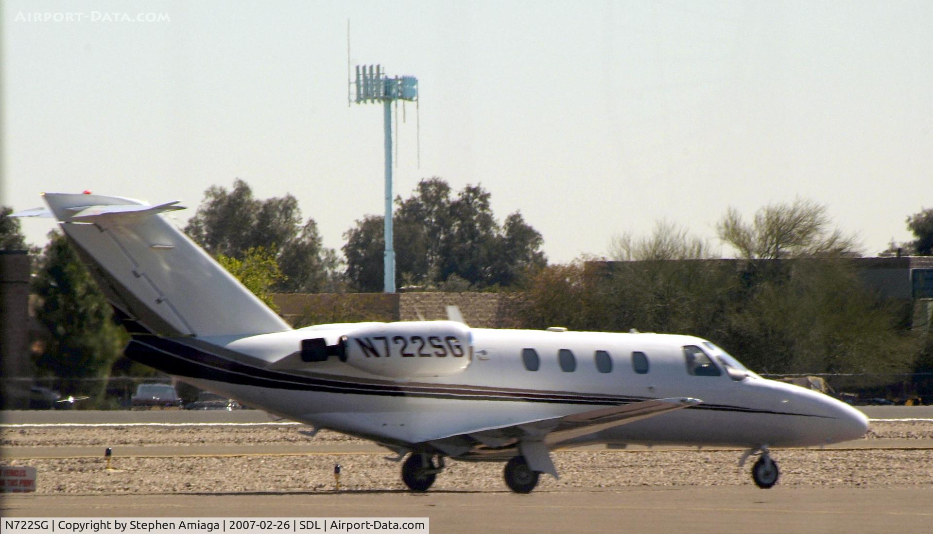 N722SG, 1995 Cessna 525 C/N 525-0088, C 525 Taxiing