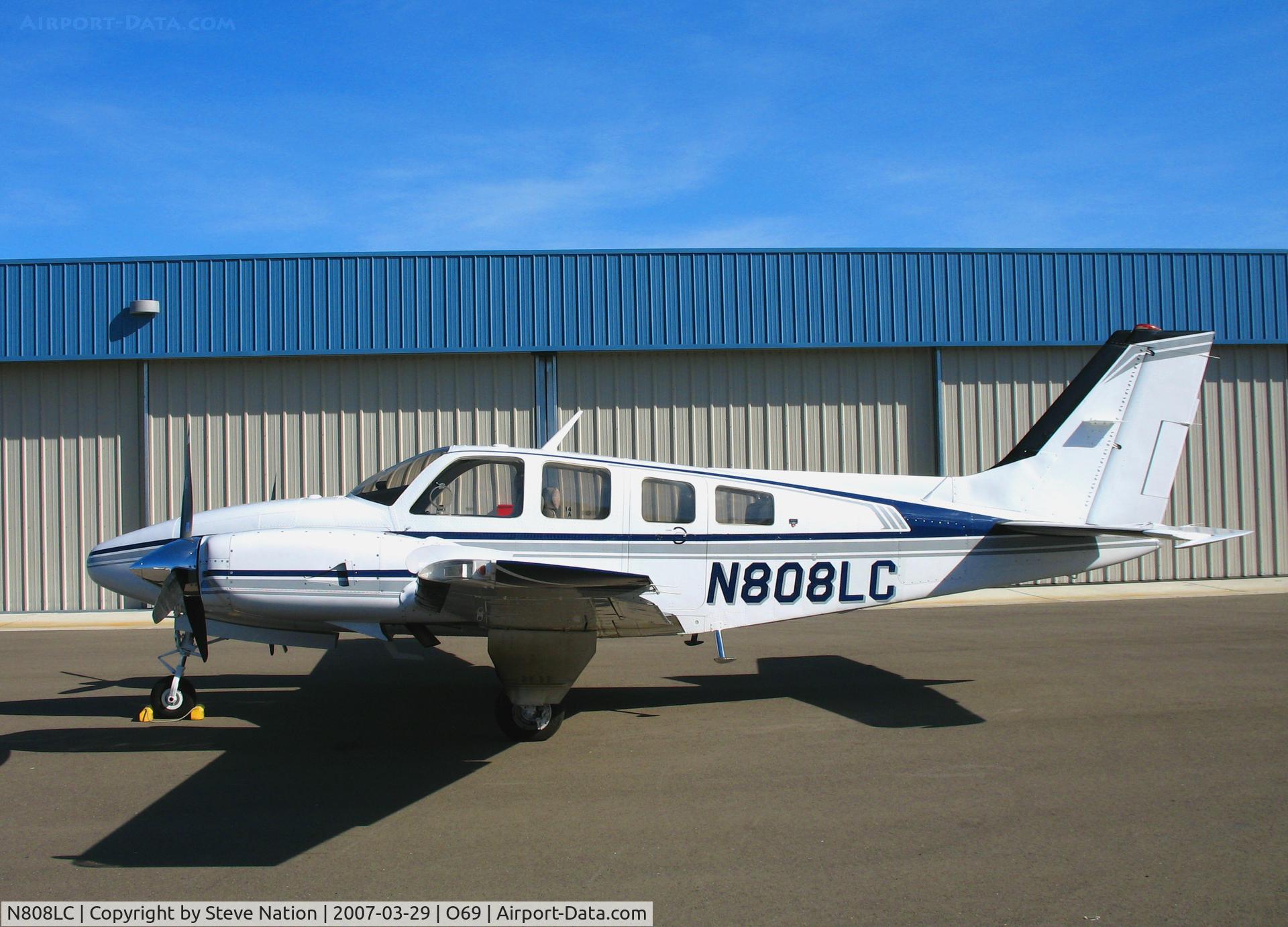 N808LC, 1980 Beech 58P Baron C/N TJ-319, 1980 Beech 58P @ Petaluma, CA