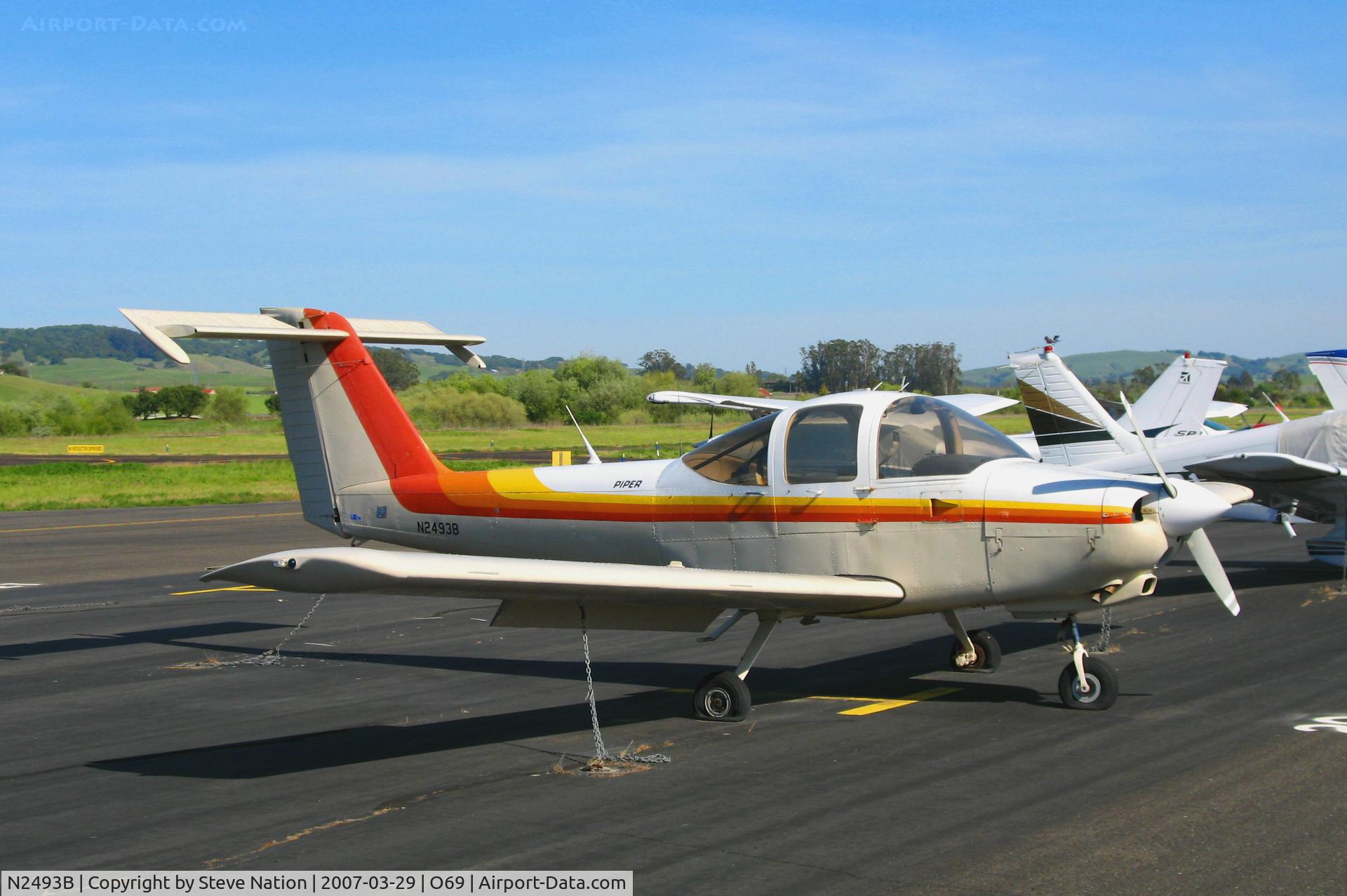 N2493B, 1978 Piper PA-38-112 Tomahawk C/N 38-79A0089, 1978 Piper PA-38-112 @ Petaluma, CA