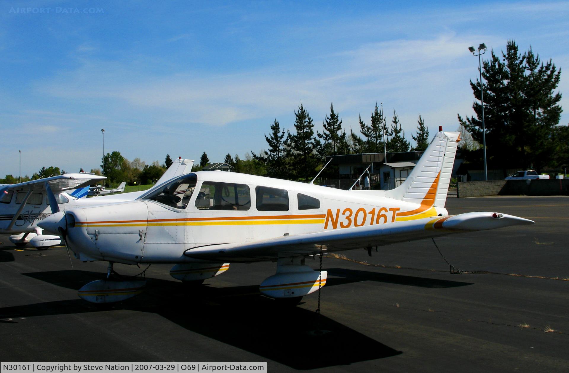 N3016T, 1979 Piper PA-28-161 C/N 28-7916298, 1979 Piper PA-28-161 @ Petaluma, CA