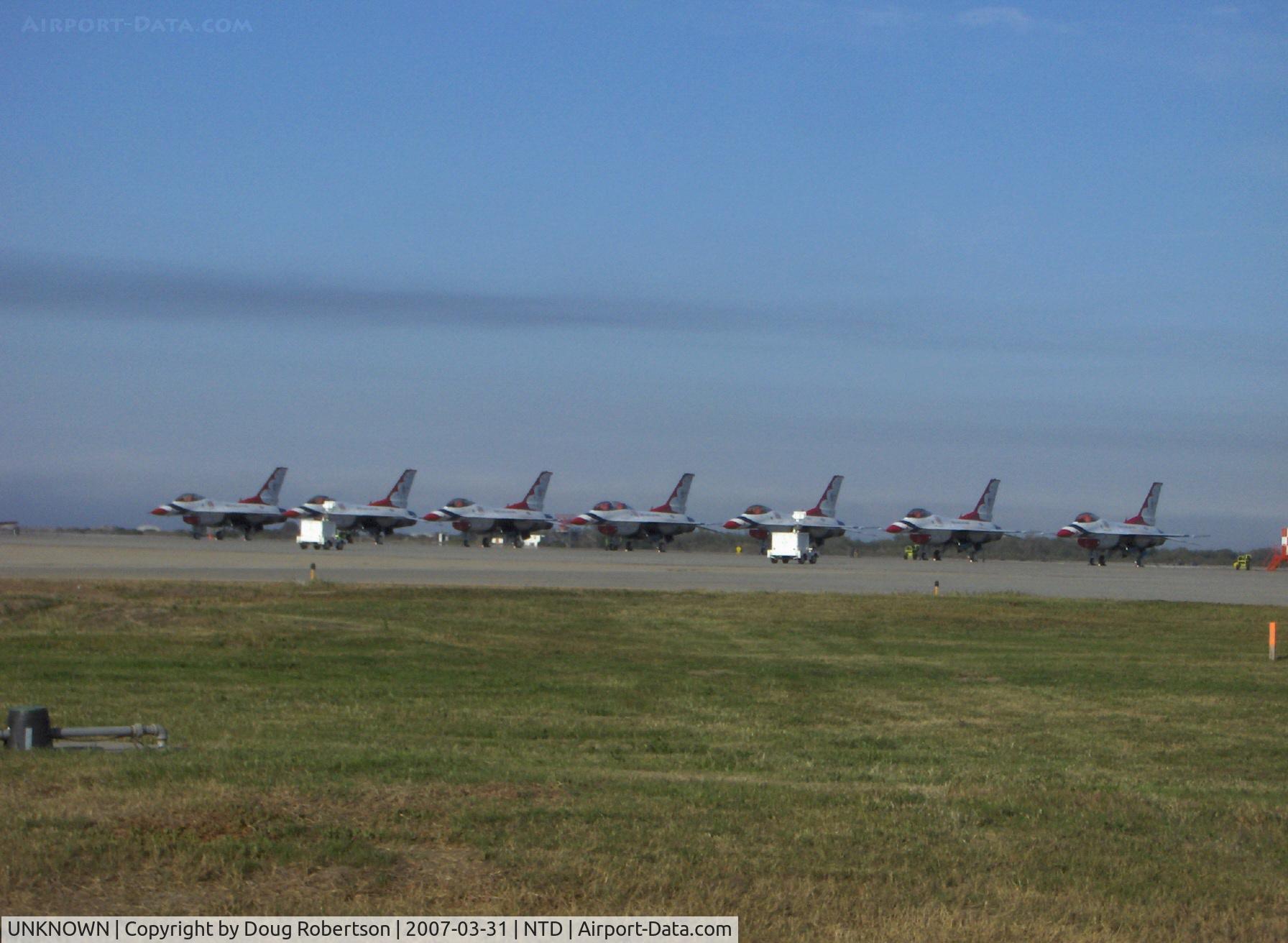 UNKNOWN, , USAF Thunderbirds Demonstration Team. Lockheed-Martin F-16C Fighting Falcons, one General Electric F110-GE-100 afterburning turbofan 27,263 lb st. Initial climb rate: 50,000 ft/minute.