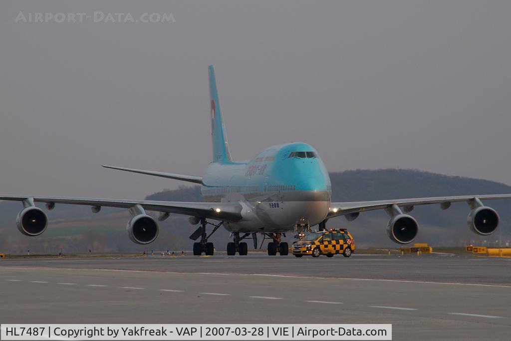 HL7487, 1992 Boeing 747-4B5 C/N 26393, Korean Air Boeing 747-400