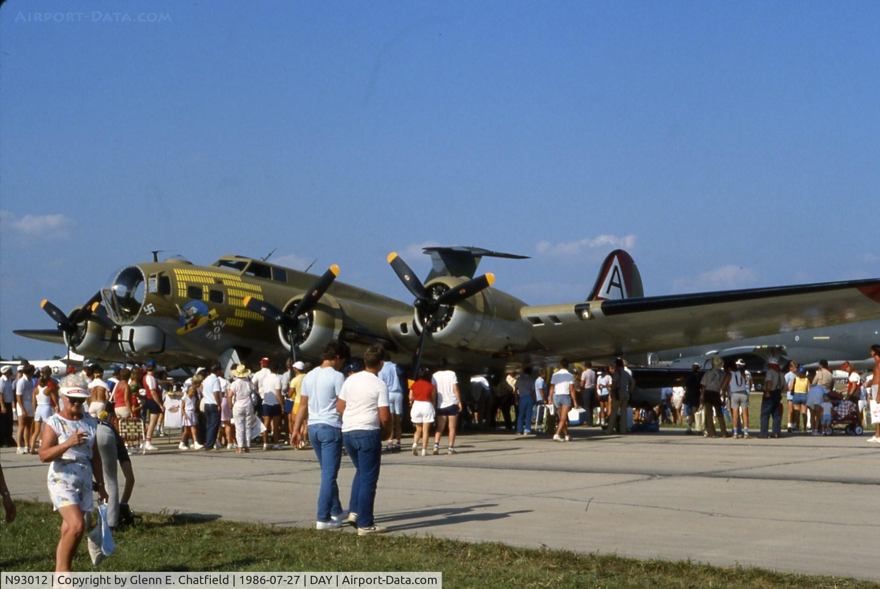 N93012, 1944 Boeing B-17G-30-BO Flying Fortress C/N 32264, At the Dayton International Air Show, sans top turret