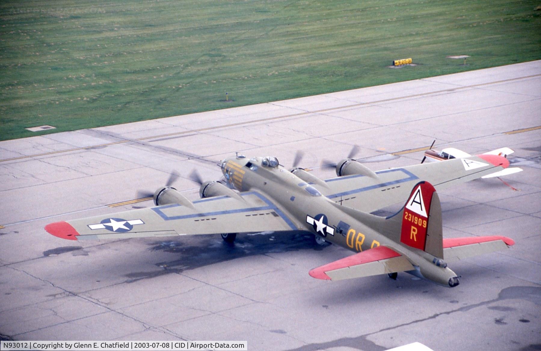 N93012, 1944 Boeing B-17G-30-BO Flying Fortress C/N 32264, Below the tower, readying for departure