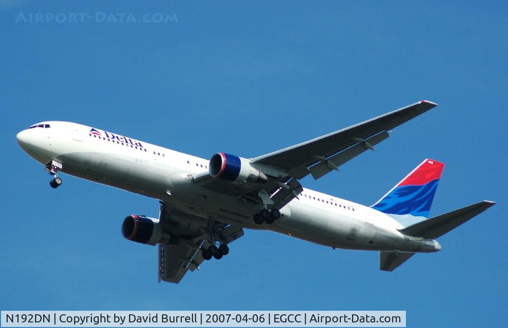 N192DN, 1997 Boeing 767-332 C/N 28449, Delta Air Lines - Landing