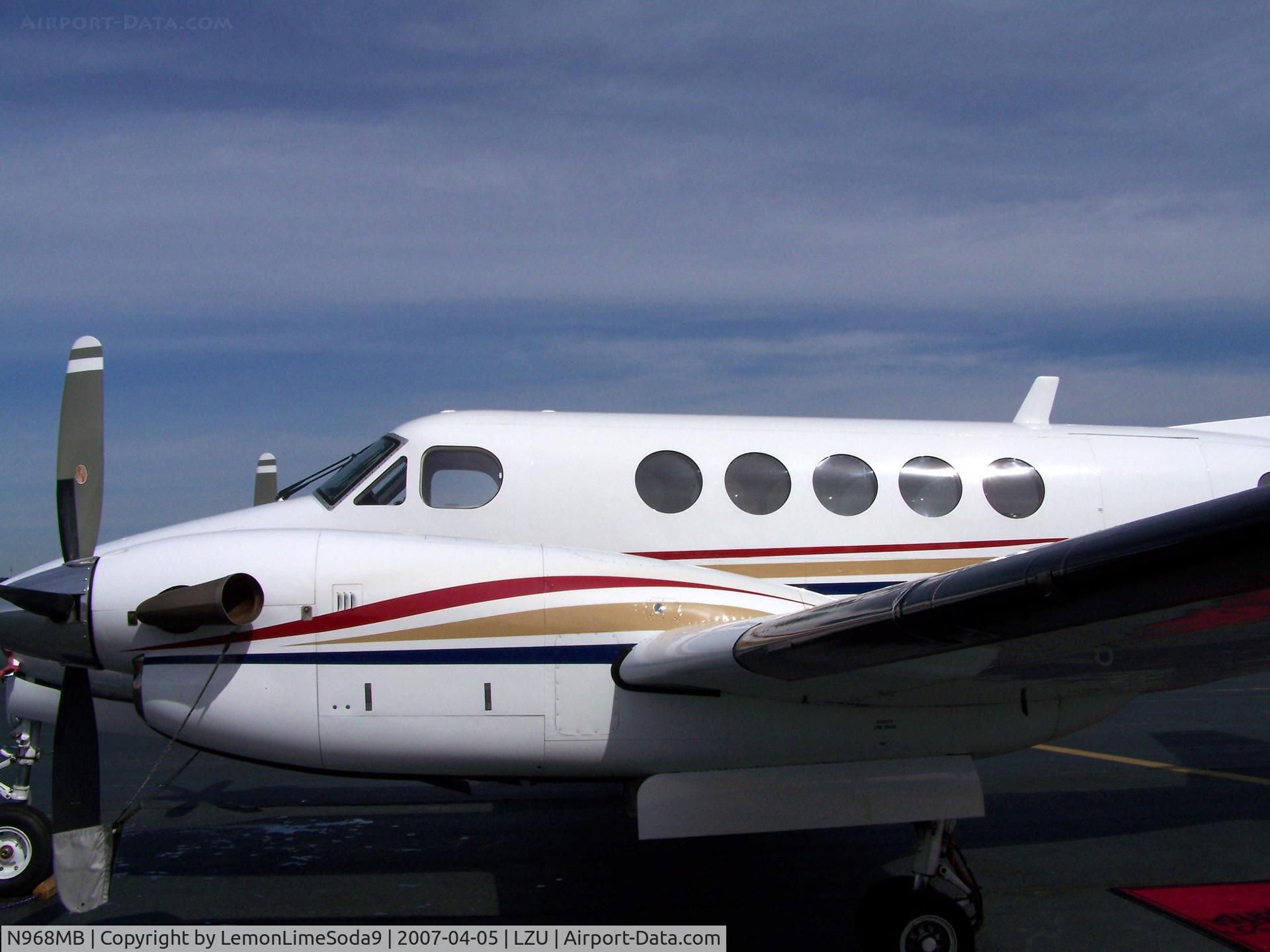 N968MB, 1999 Raytheon B200 King Air C/N BB-1667, Just another day at the airport.