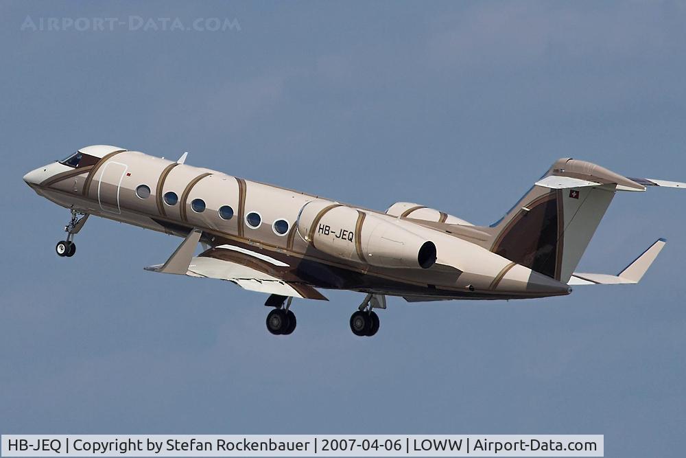 HB-JEQ, 2005 Gulfstream Aerospace GIV-X (G450) C/N 4027, Gulfstream IV