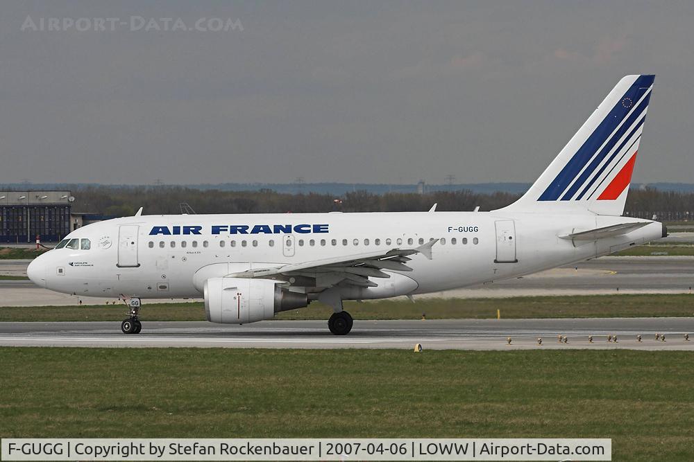 F-GUGG, 2004 Airbus A318-111 C/N 2317, Baby bus.