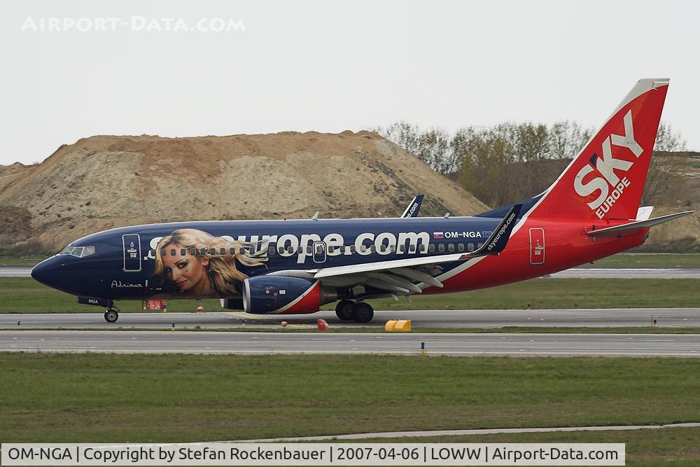 OM-NGA, 2006 Boeing 737-76N C/N 32684, Adriana id arriving.