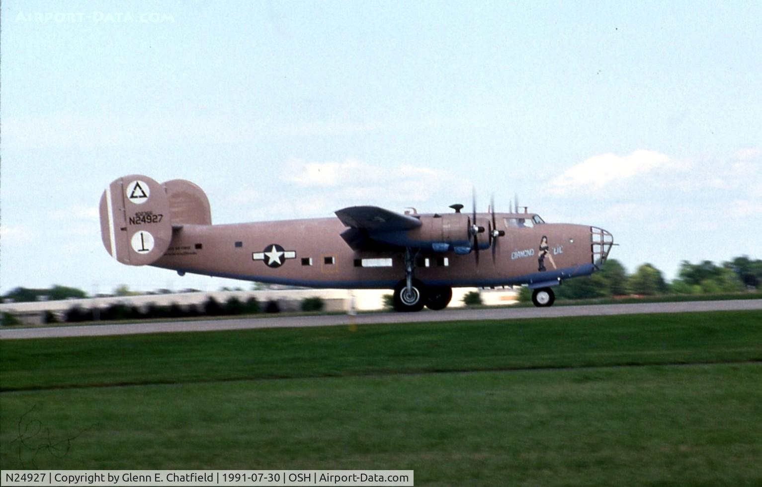 N24927, 1940 Consolidated Vultee RLB30 (B-24) C/N 18, At the EAA Fly In