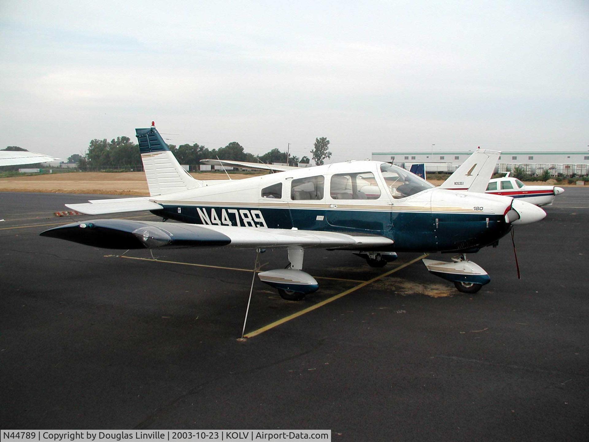 N44789, 1974 Piper PA-28-180 C/N 28-7505011, After wingtips