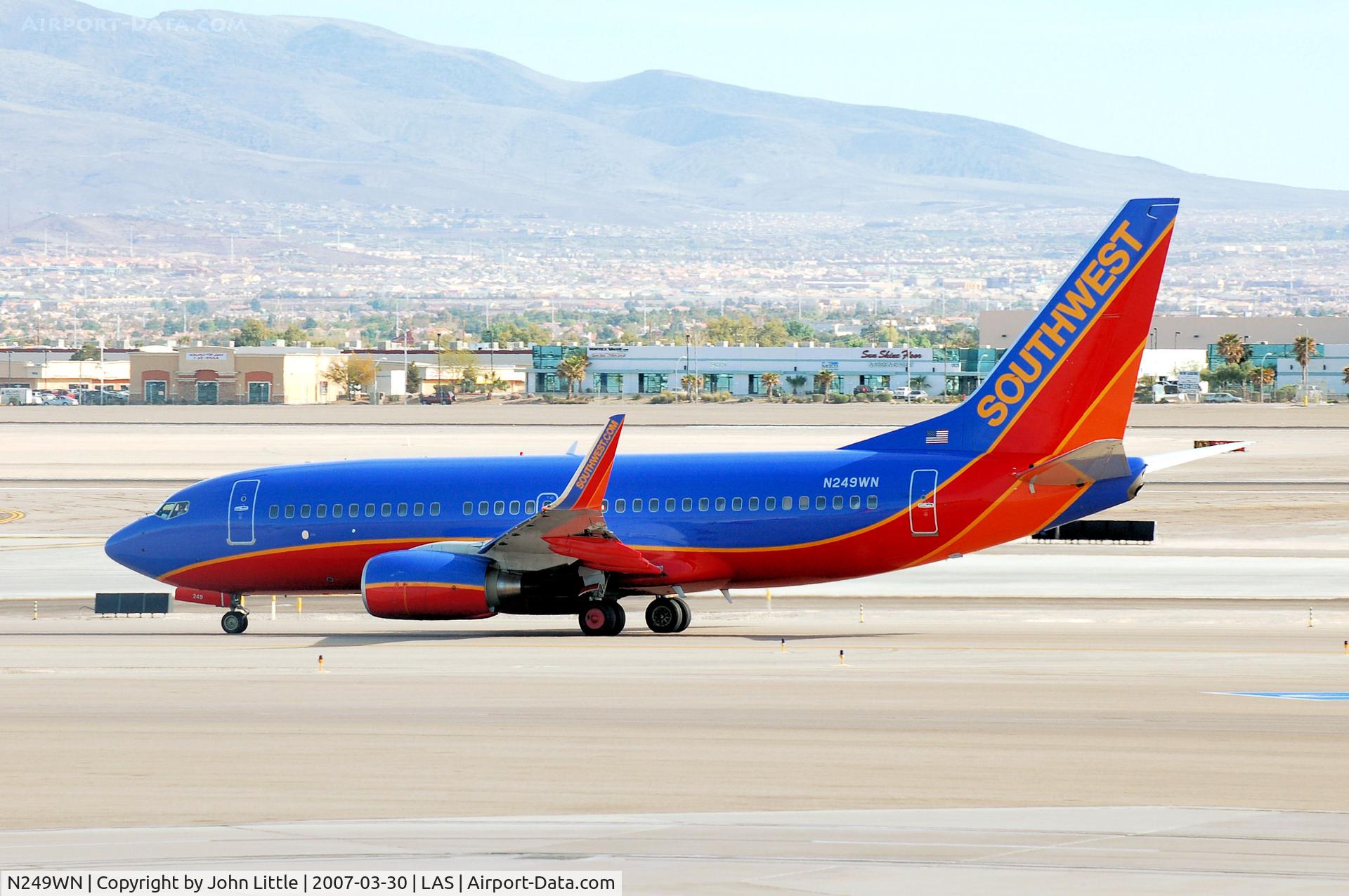 N249WN, 2006 Boeing 737-7H4 C/N 34951, Taxi to Active at McCarran