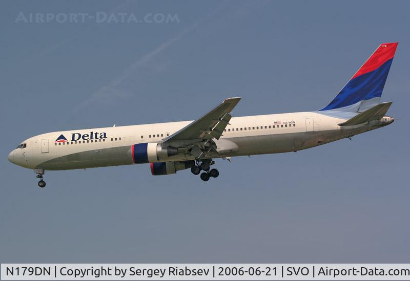N179DN, 1991 Boeing 767-332 C/N 25144, Boeing 767-332