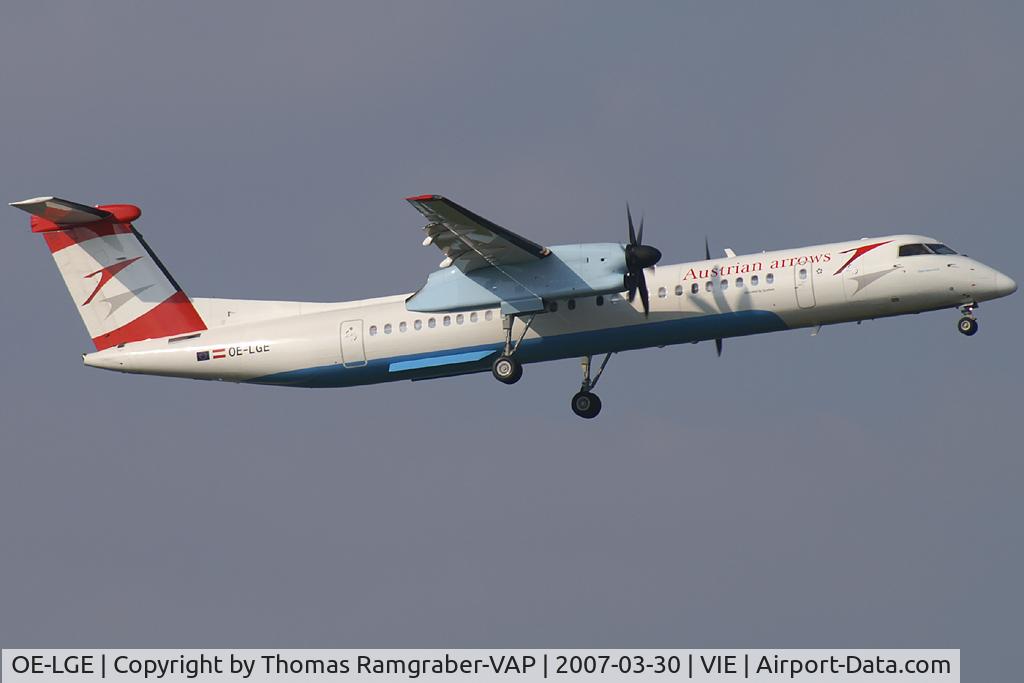 OE-LGE, 2001 De Havilland Canada DHC-8-402Q Dash 8 C/N 4042, Austrian Arrows Dash 8-400