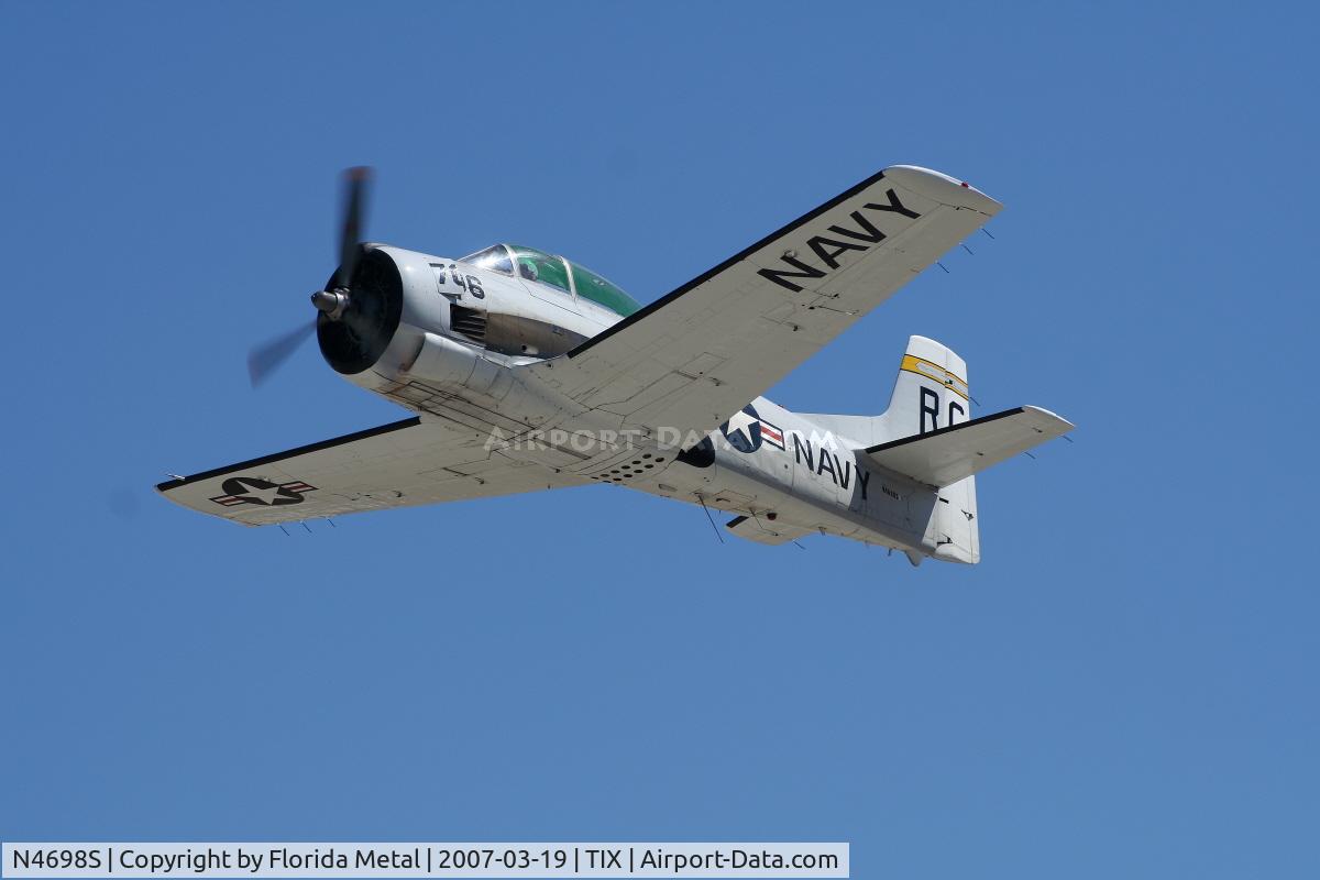 N4698S, North American T-28B Trojan C/N 200-69 (137706), T-28