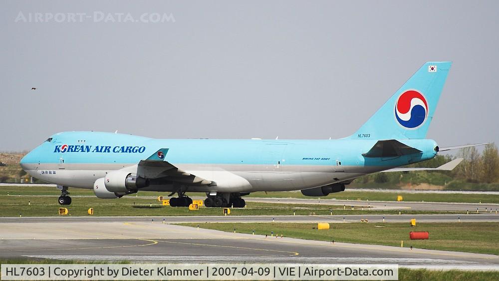 HL7603, 2005 Boeing 747-4B5F/ER/SCD C/N 34302, Korean 747-400 cargo