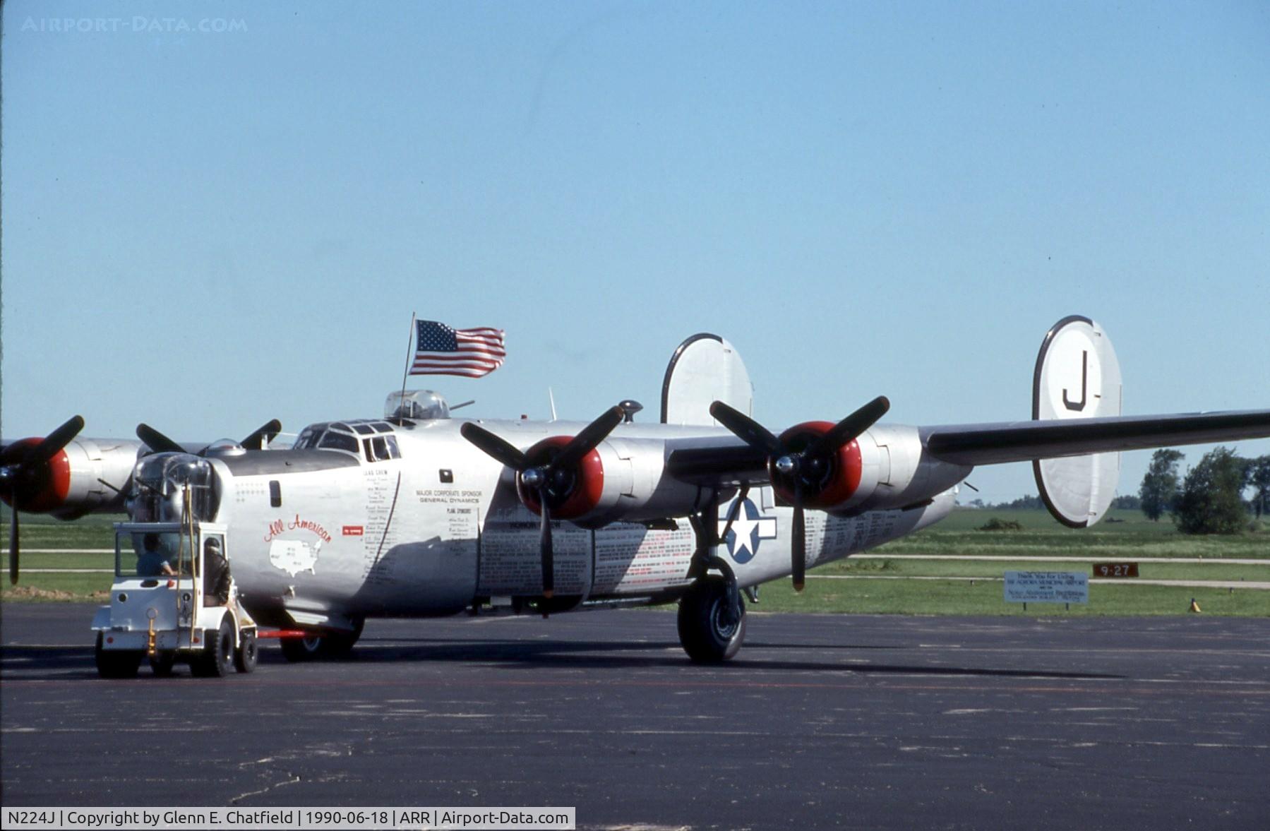 N224J, 1944 Consolidated B-24J-85-CF Liberator C/N 1347 (44-44052), Just arrived