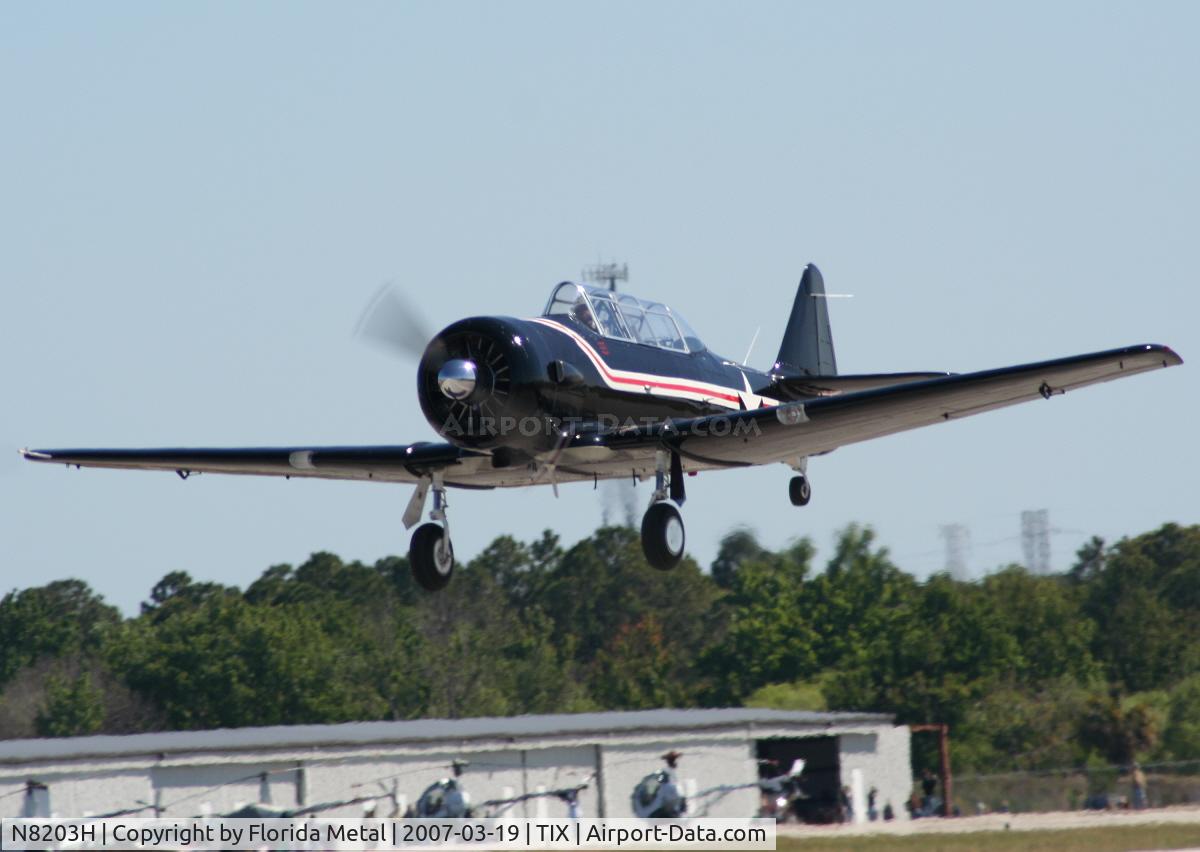 N8203H, 1960 North American T-6G Texan C/N 168-345, T-6G