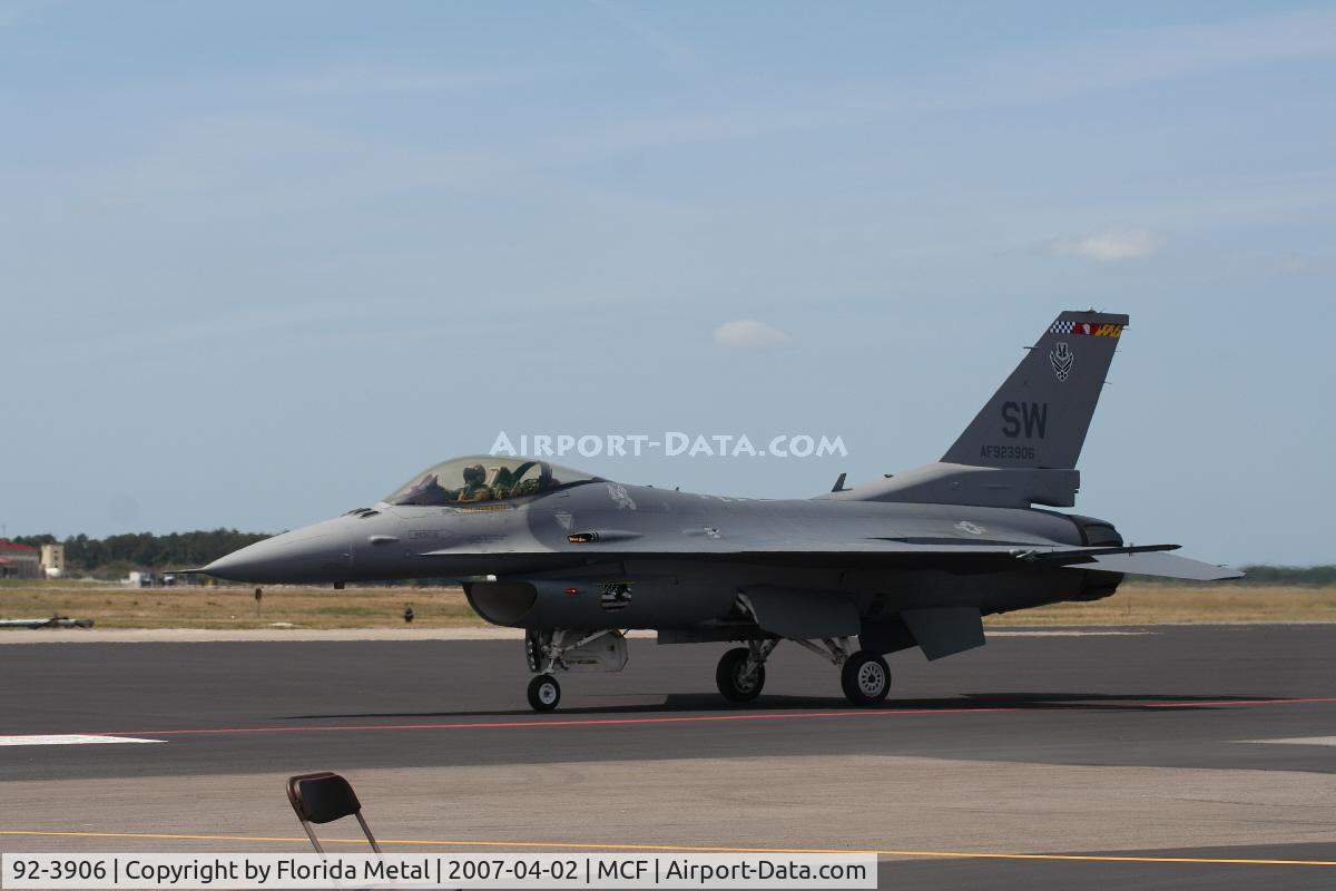 92-3906, 1992 Lockheed F-16CJ Fighting Falcon C/N CC-148, F-16
