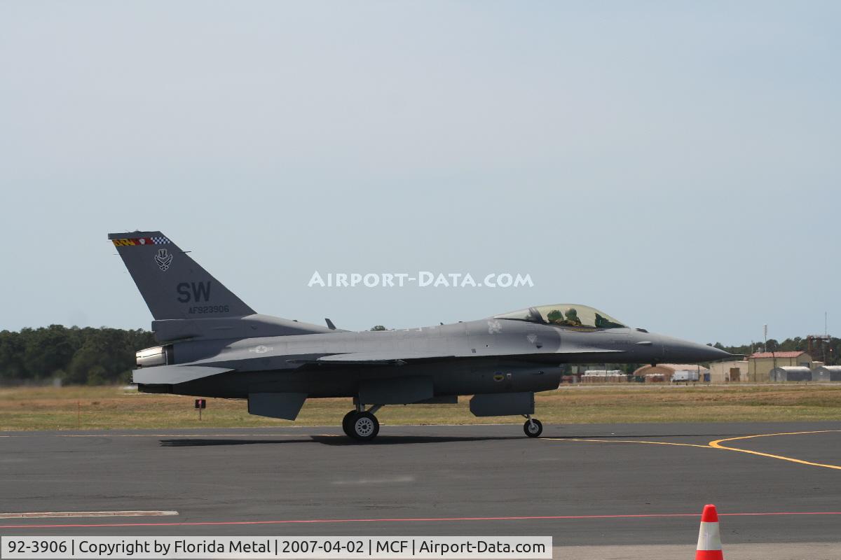 92-3906, 1992 Lockheed F-16CJ Fighting Falcon C/N CC-148, F-16