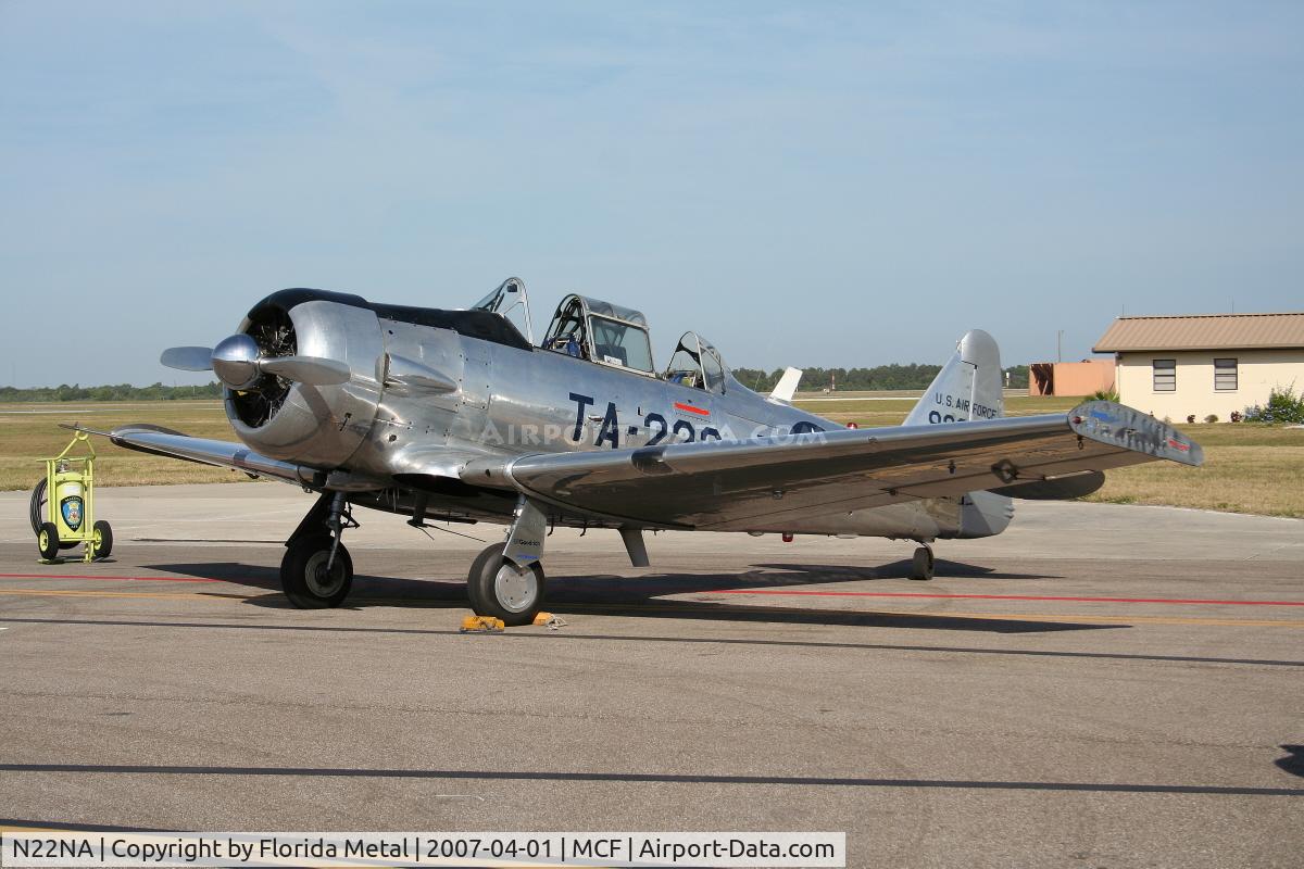 N22NA, 1946 North American T-6G Texan C/N 168-326, T-6