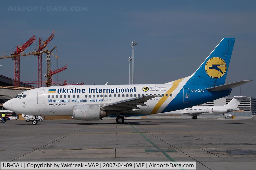 UR-GAJ, 1992 Boeing 737-5Y0 C/N 25192/2262, Ukraine International Boeing 737-500