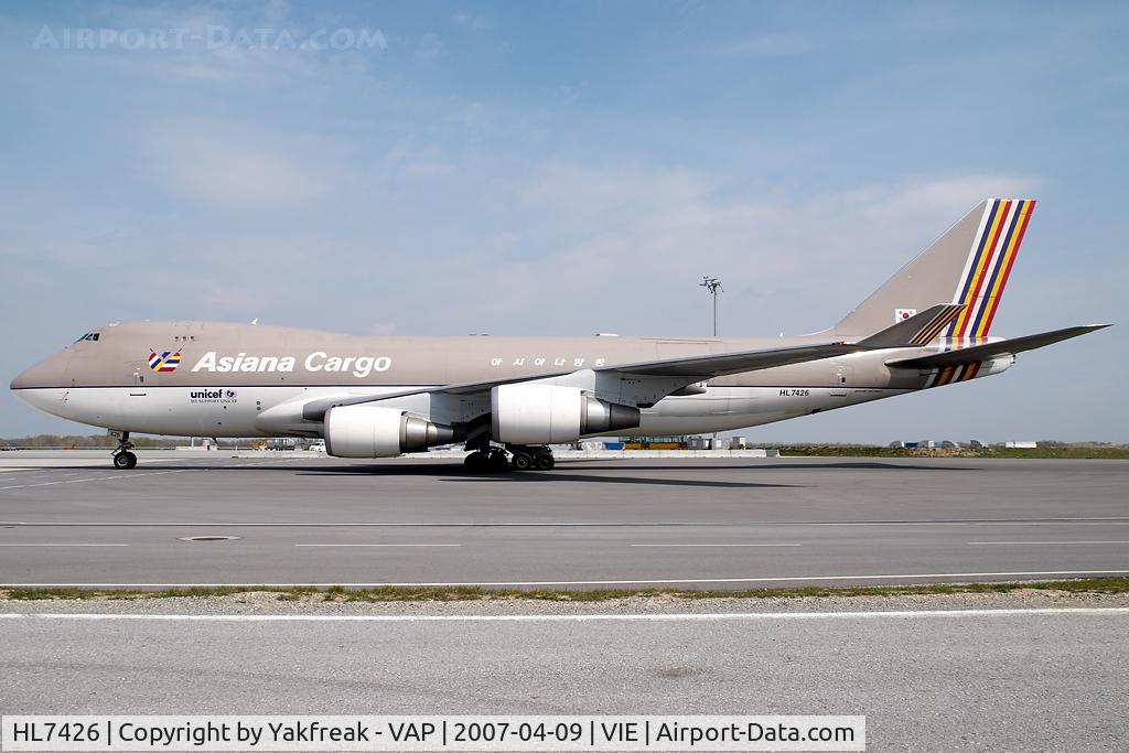HL7426, 1999 Boeing 747-48EF/SCD C/N 27603, Asiana Boeing 747-400