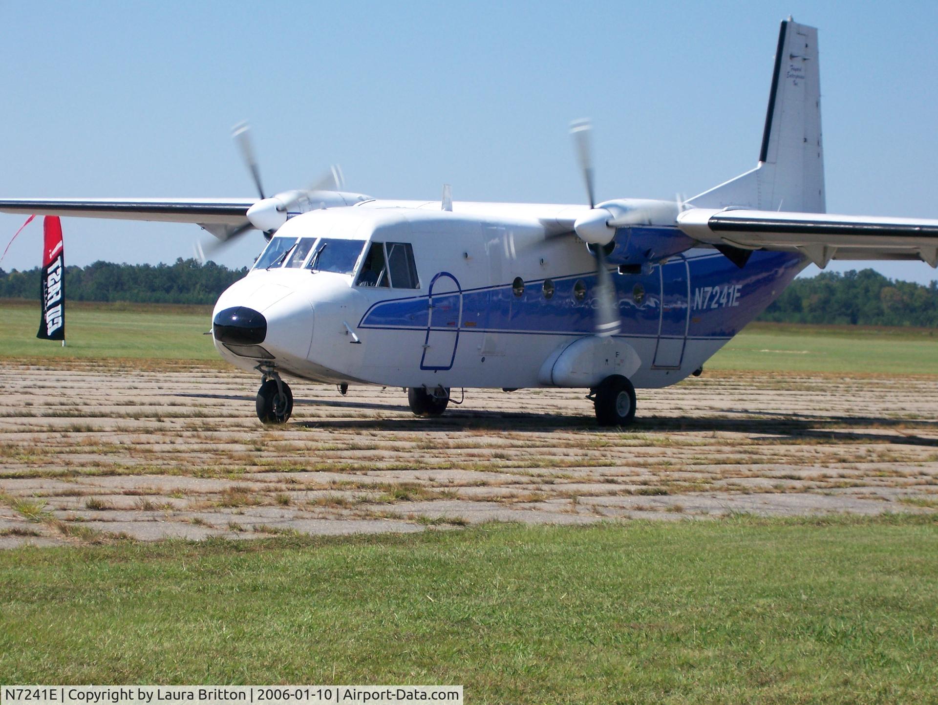 N7241E, 1984 CASA C-212-200 Aviocar C/N 318, At a skydiving place in SC, USA