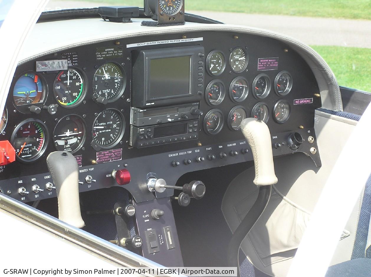 G-SRAW, 2005 Alpi Aviation Pioneer 300 C/N PFA 330-14292, Pioneer 300 cockpit