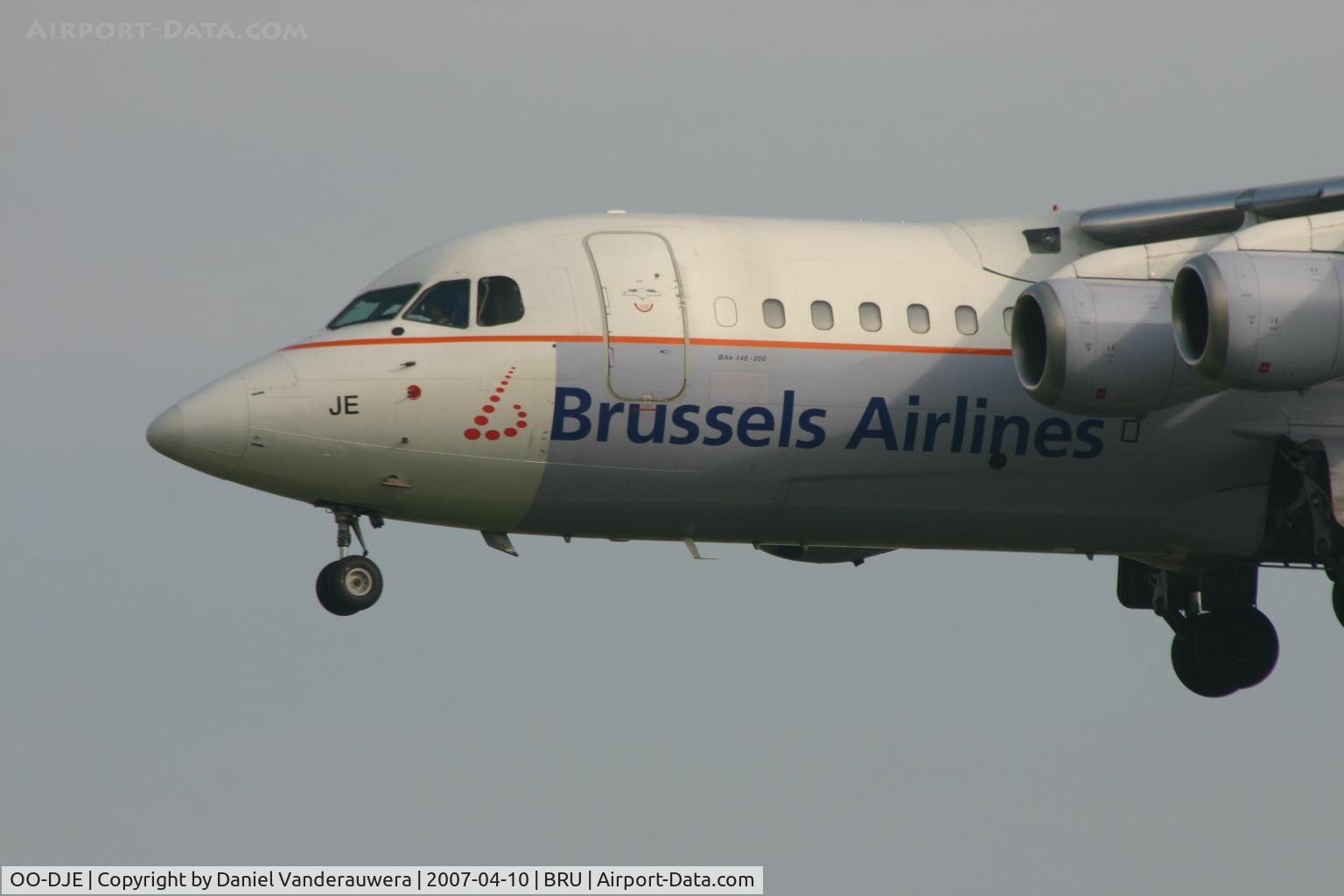 OO-DJE, 1990 British Aerospace BAe.146-200 C/N E2164, new brussels airlines front markings