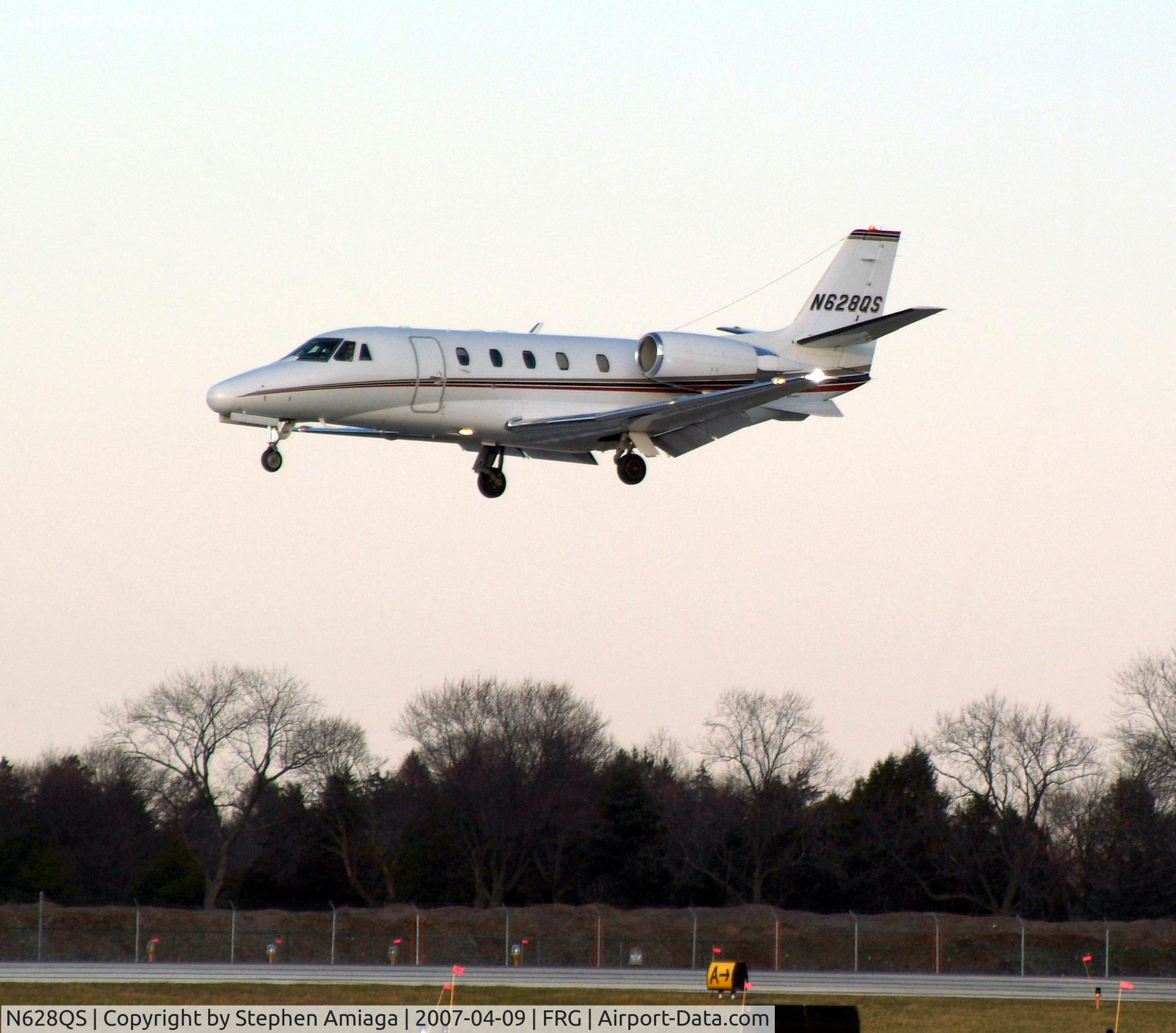 N628QS, 2002 Cessna 560XL C/N 560-5305, 560xl Short Final RWY 32