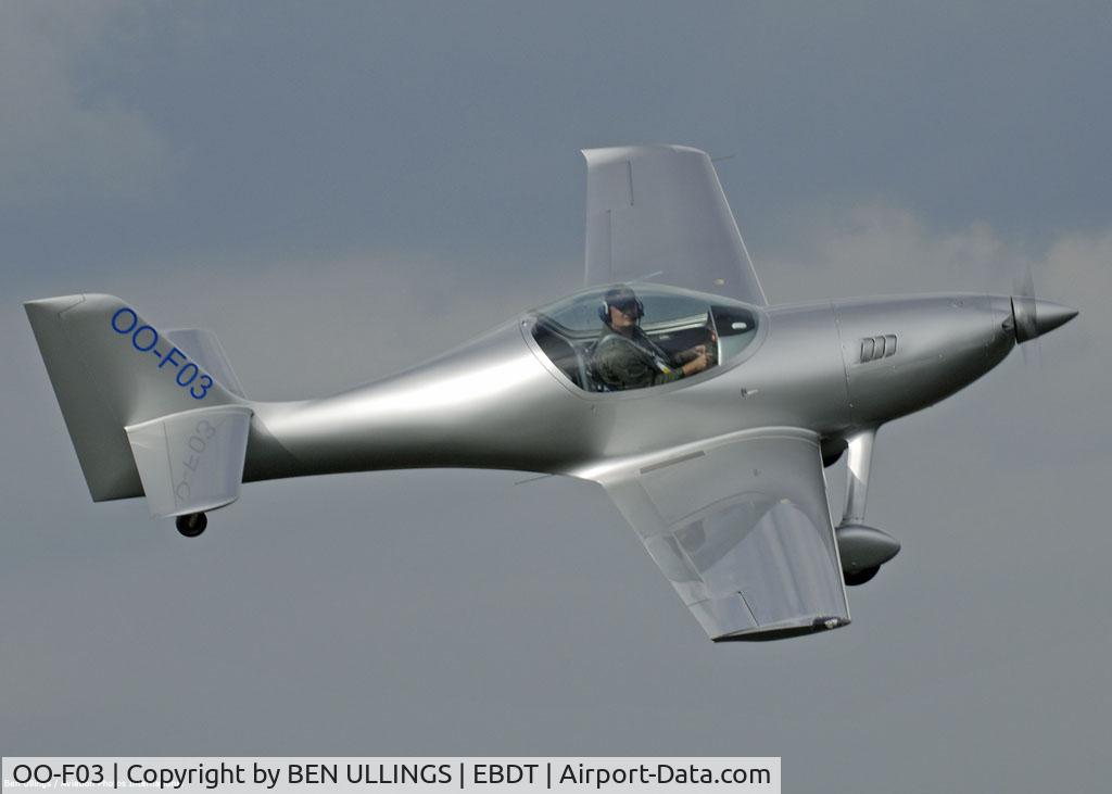 OO-F03, 2005 Impulse 100 TD C/N SN 30, AIR TO AIR DURING EBDT FLIGHT SHOW